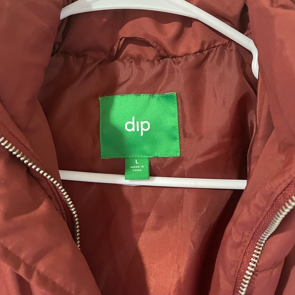 Dip Long Puffer Vest w/ Hood - Picture 2 of 3